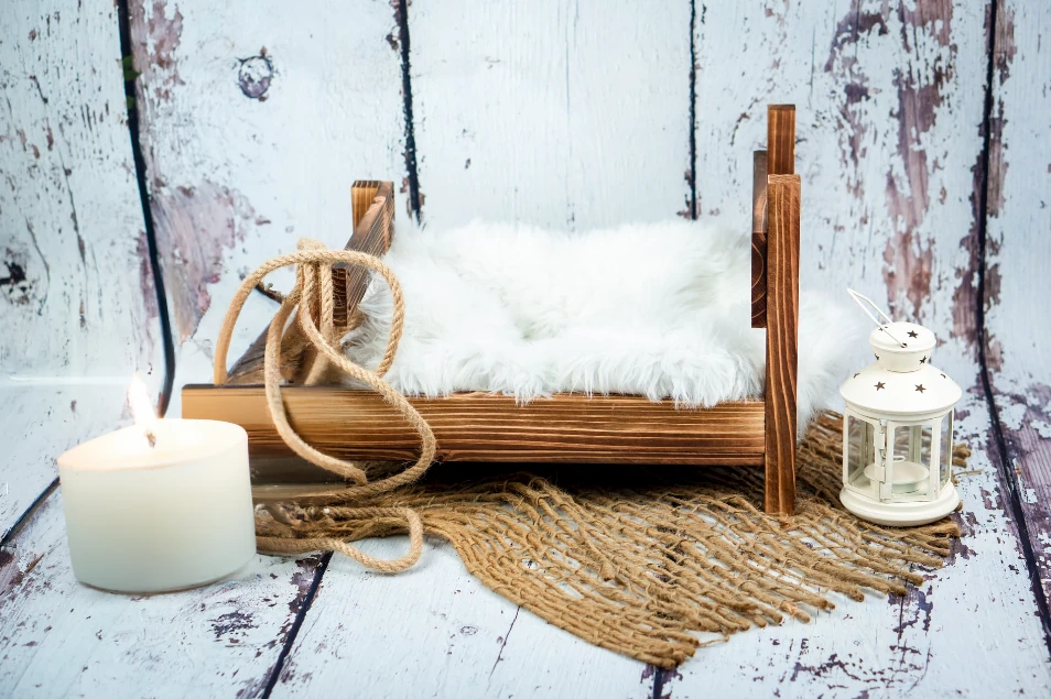 Photographic backgrounds for children sessions: how to choose and what are the most popular themes